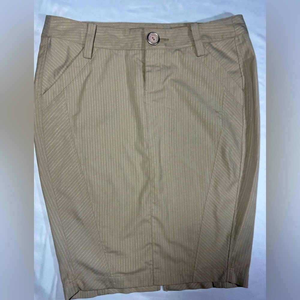 DKNY JEANS Skirt never worn